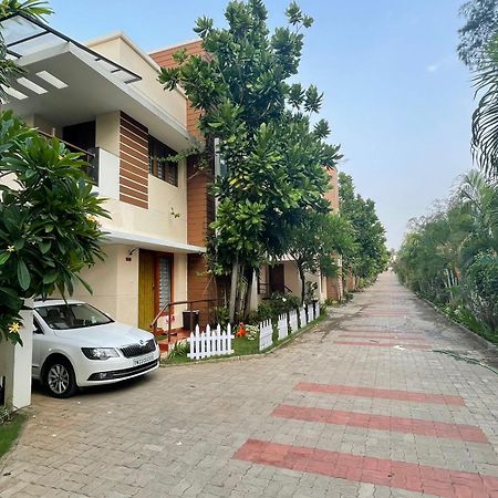 Barefootbay - Villa With Private Beach Access Chennai Exterior foto